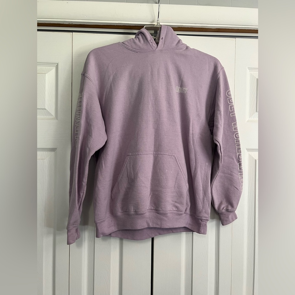 3/$12 🎉 Obey Pink Sweatshirt